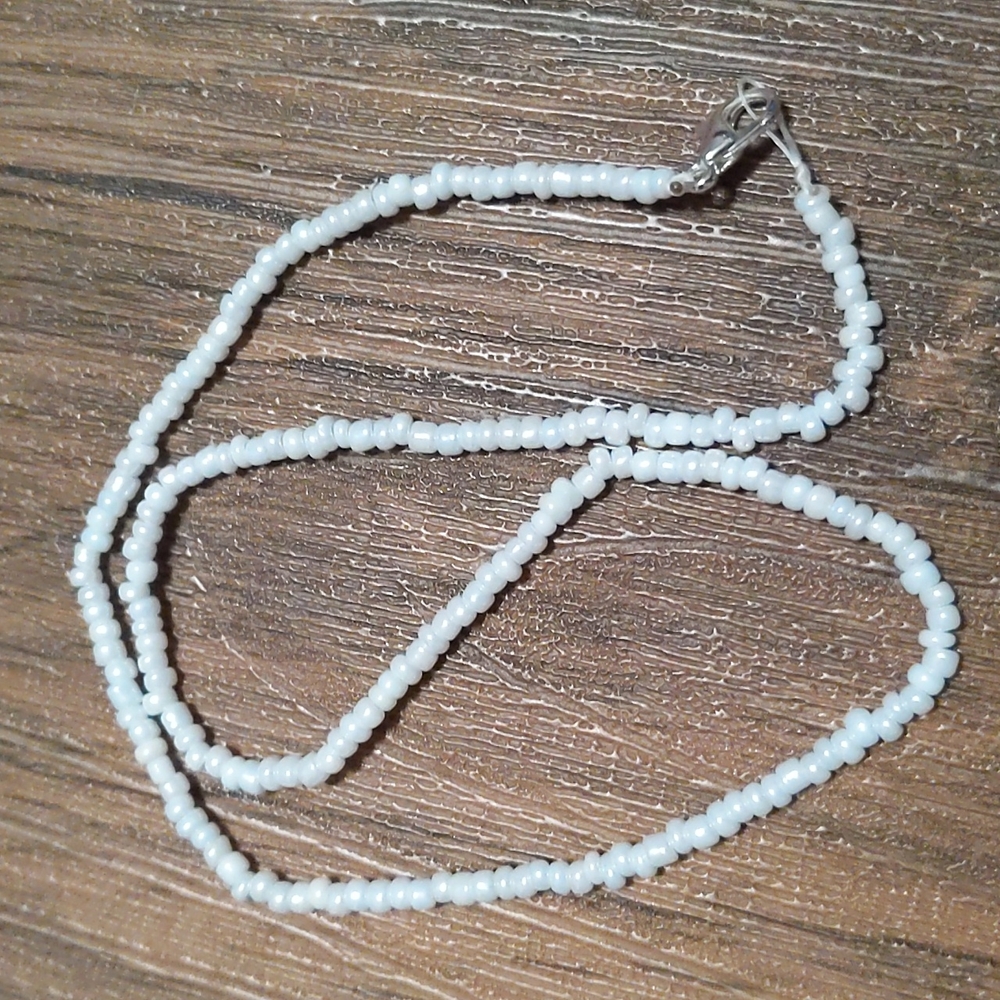 Beaded Choker, Pearl 🤍